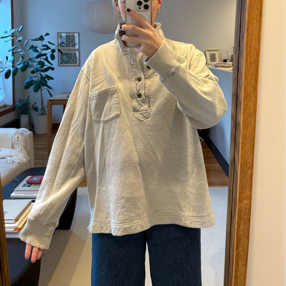 Eddie Bauer Sweatshirt